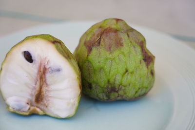 Close-up of bananas in plate