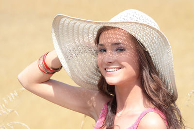 Portrait of a smiling young woman
