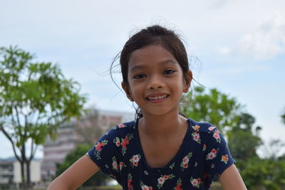 Portrait of smiling girl