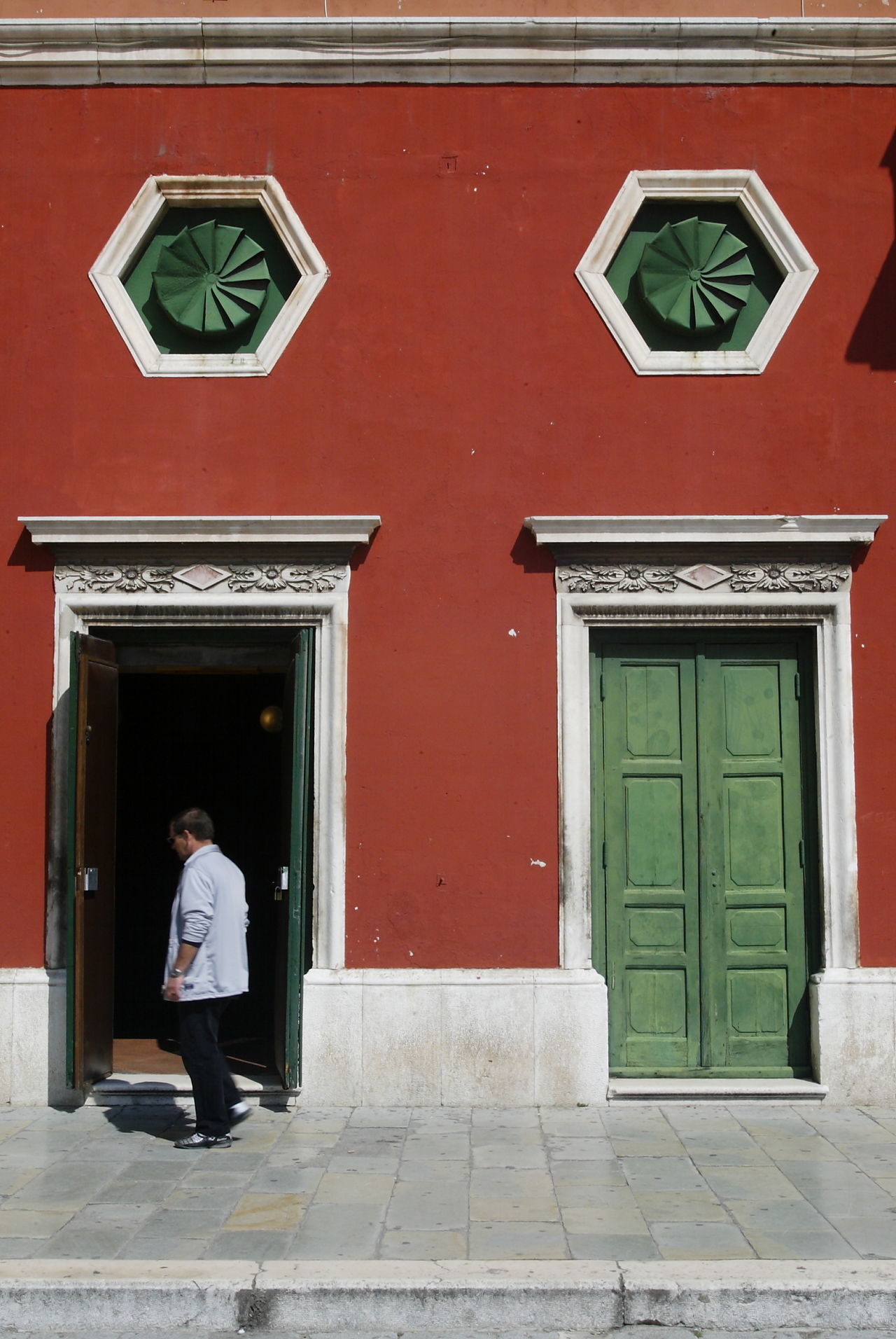 Hexagonal windows