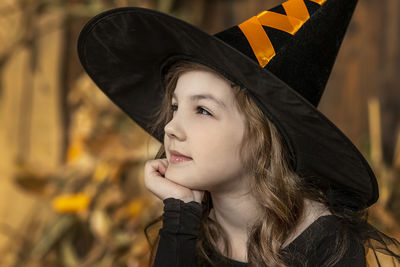 Young woman wearing hat