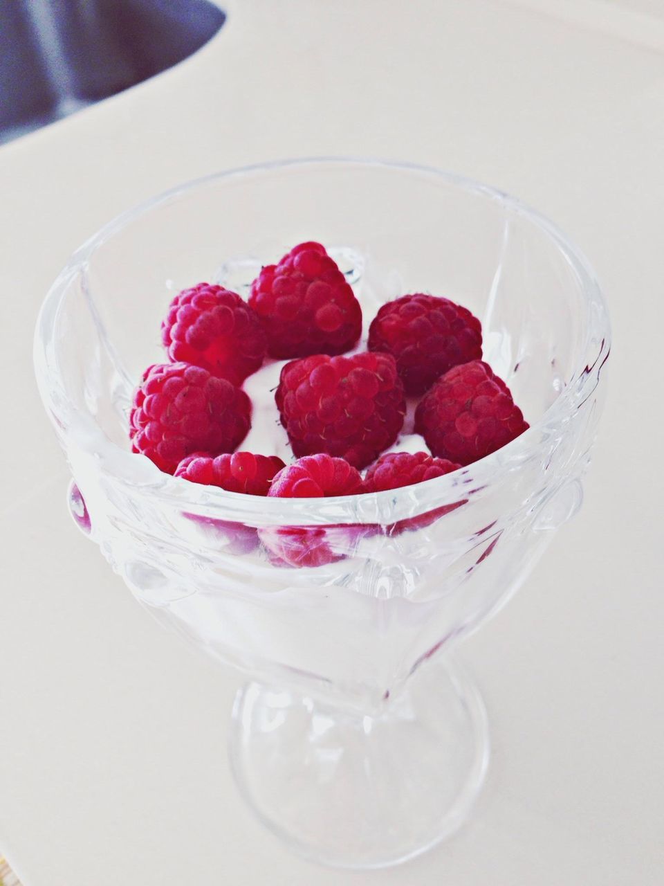 food and drink, freshness, food, sweet food, indoors, strawberry, dessert, fruit, indulgence, ready-to-eat, still life, raspberry, red, temptation, unhealthy eating, berry fruit, table, close-up, cake