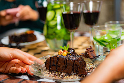 Plate with row cake