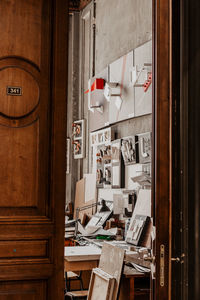 Various objects in room