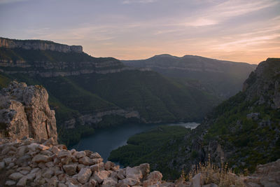 The wonderful views from the castle to the river, loneliness and tranquility