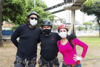 Rappelists in the practice of rappel in the city of salvador, capital of bahia, brazil.