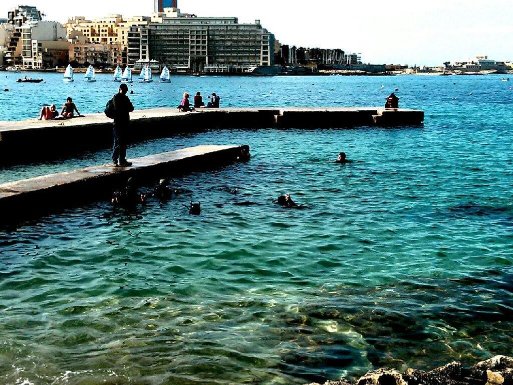 Divers, Swimming, Sunshine, People