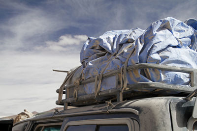 Off-road vehicle after a sandstorm