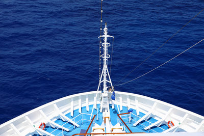 High angle view of ferris wheel in sea