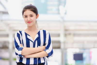 Portrait of a smiling young woman