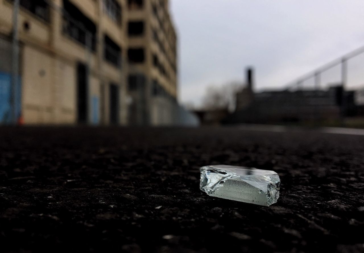 SURFACE LEVEL OF BUILDING AGAINST SKY