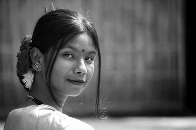 Portrait of a smiling young woman