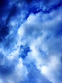 Low angle view of cloudy sky