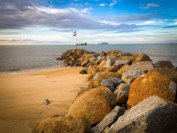 Scenic view of sea against sky