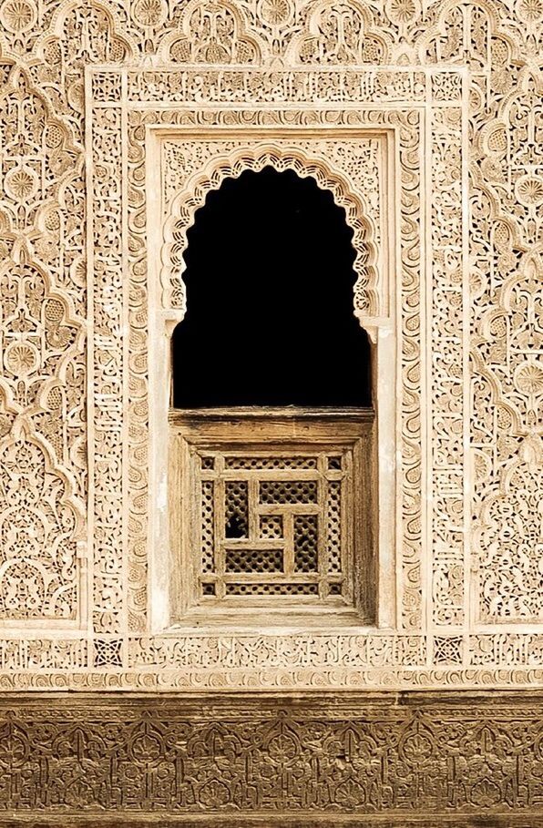 FACADE OF ORNATE BUILDING