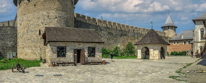 Khotyn, ukraine 11.07.2021. khotyn fortress in chernivtsi region of ukraine on a sunny summer day