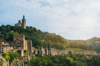 Ancient fortress in the city of veliko tarnovo in bulgaria.