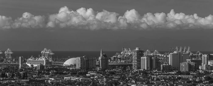 Panoramic view of city against sky