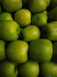 Full frame shot of apples