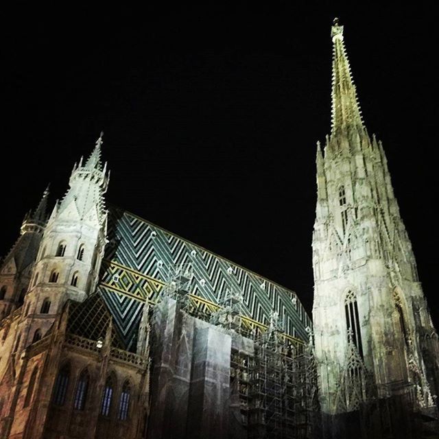 architecture, religion, building exterior, place of worship, built structure, spirituality, church, cathedral, low angle view, night, famous place, travel destinations, travel, history, dome, clear sky, international landmark, steeple