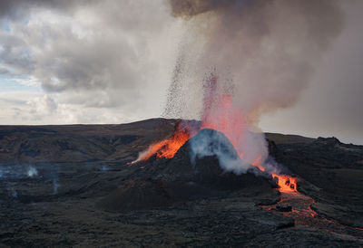 Volcanic eruption in mt fagradalsfjall, southwest iceland. the eruption began in march 2021.