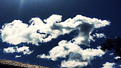 Low angle view of cloudy sky