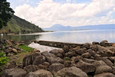 Scenic view of lake against sky