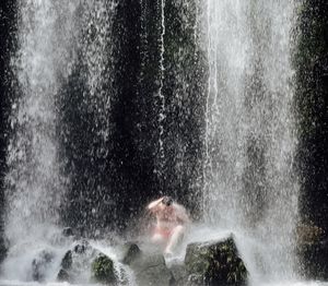 Waves splashing in water