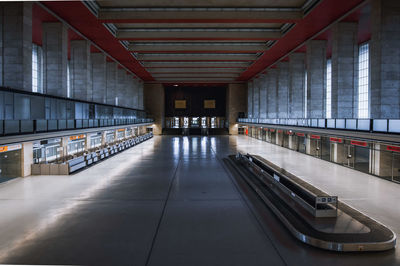 Illuminated underground walkway