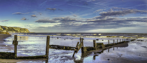 Scenic view of sea against sky