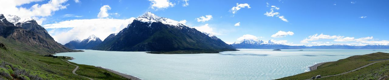 Panoramic view of lake and mountains against sky