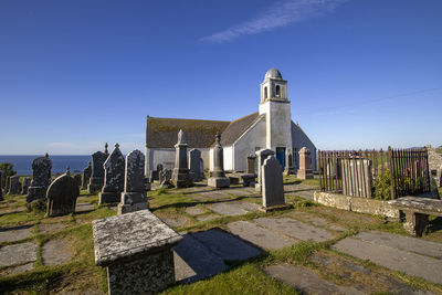 The old parish church in latheron in the scottish highlands, uk