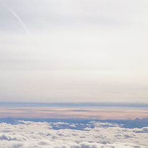 Scenic view of cloudscape over sea against sky