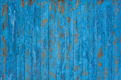 Full frame shot of weathered wooden plank