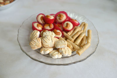 Cookies in plate on table