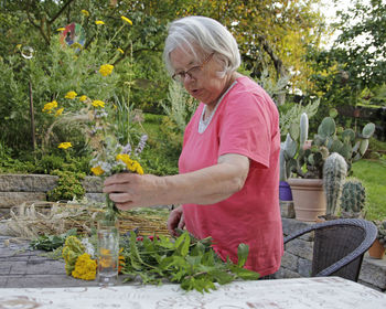 Sacramental custom of tying herbs for the consecration of herbs on august 15th