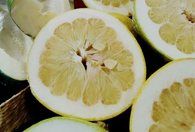 Close-up of apple slices