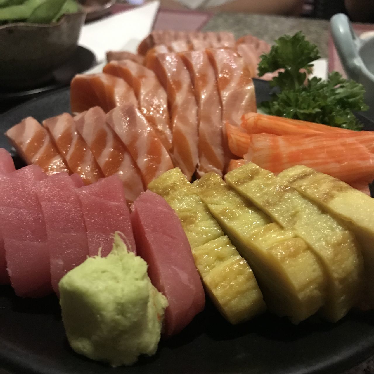 CLOSE-UP OF MEAT WITH VEGETABLES