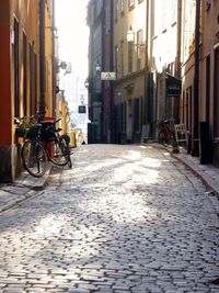 Narrow alley in city