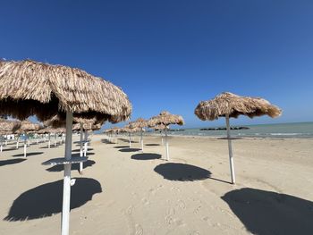 thatched roof