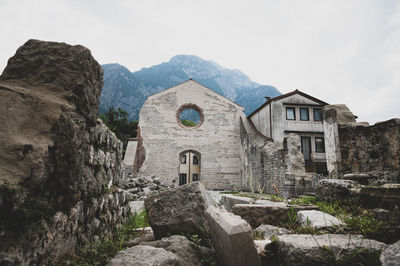 Old ruins against sky