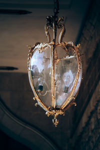 Glass and gold hanging lamp