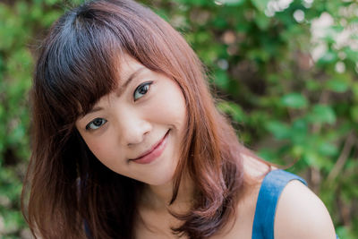 Close-up portrait of young woman