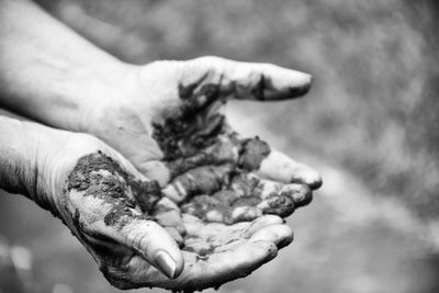 Close-up of man hand