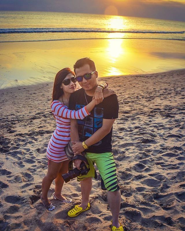 childhood, lifestyles, leisure activity, togetherness, boys, person, bonding, beach, elementary age, full length, love, girls, casual clothing, sunset, family, water, happiness, innocence