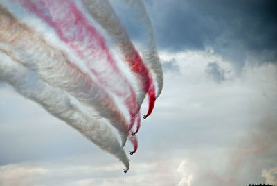 Low angle view of vapor trail against sky