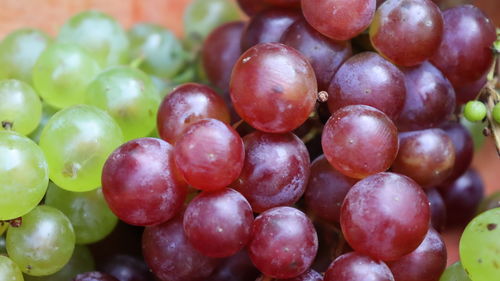 Full frame shot of grapes