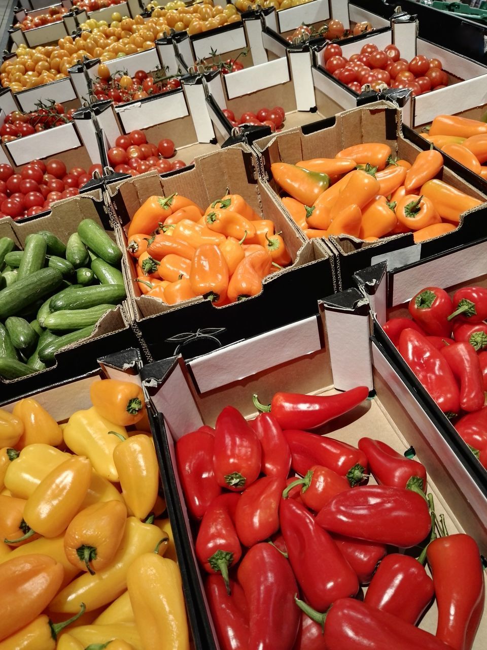 VEGETABLES FOR SALE AT MARKET STALL