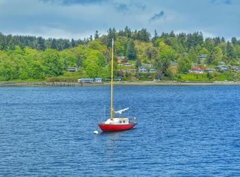 Boats sailing in sea