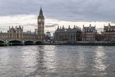 The big ben with buckingham palace